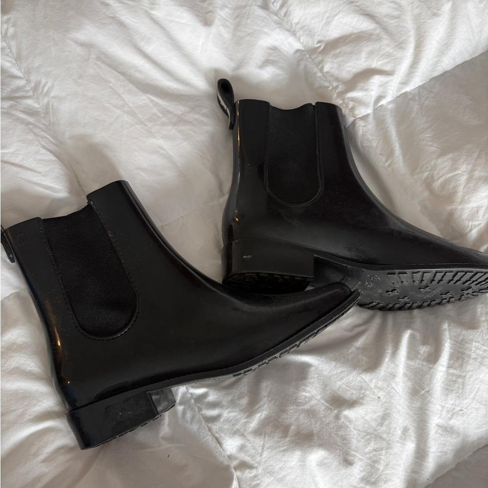 Melissa Glossy Black Ankle Boots